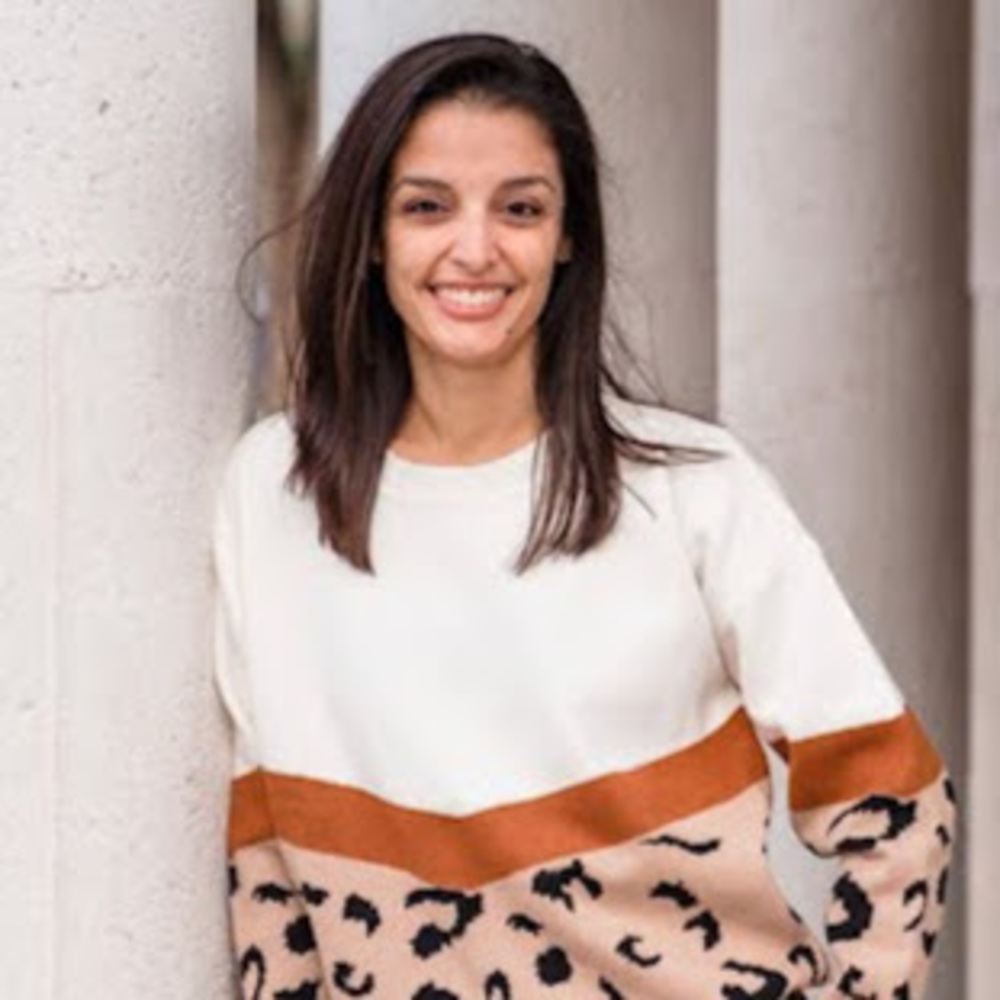 Meet your Posher, Claudia
